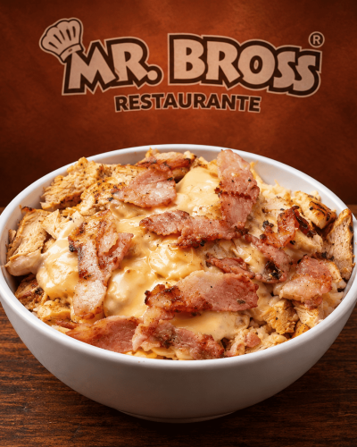 Bowl de pollo, tocino y queso derretido