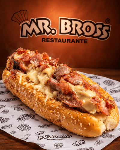 Sándwich Mr. Bross con queso y tocino
