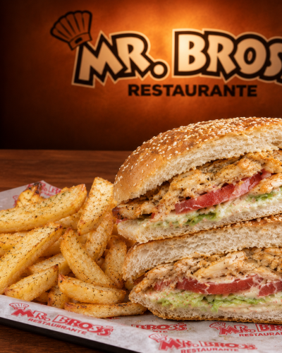 Sándwich doble de pollo Mr. Bross